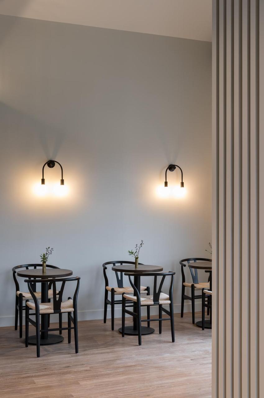 The Chamberson Hotel Dunedin Exterior photo Wall lights